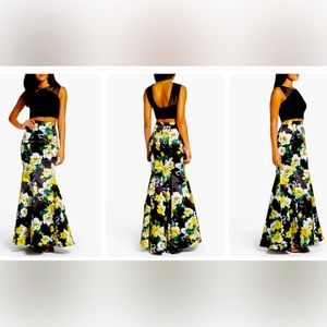 ✨XSCAPE Floral Full Length Mermaid Skirt